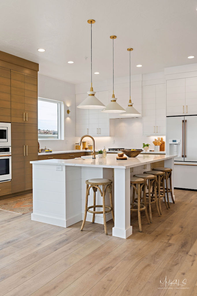 Design Trend 2019: White Kitchen Appliances
