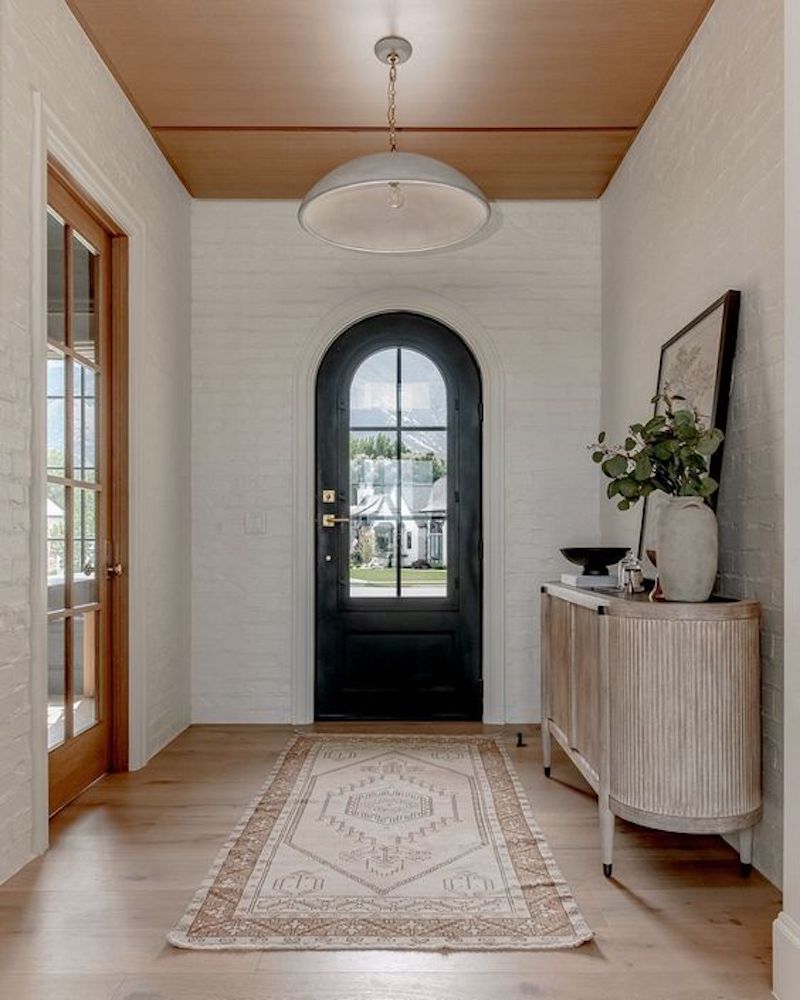 A Dreamy Entry with Warm Fall Vibes - Becki Owens